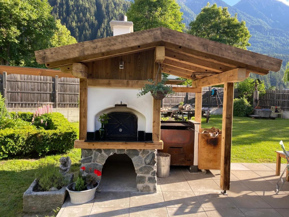 Buxgarten Ferienhof Oetz Exteriör bild